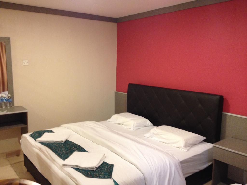Aero Star Hotel Seremban Szoba fotó