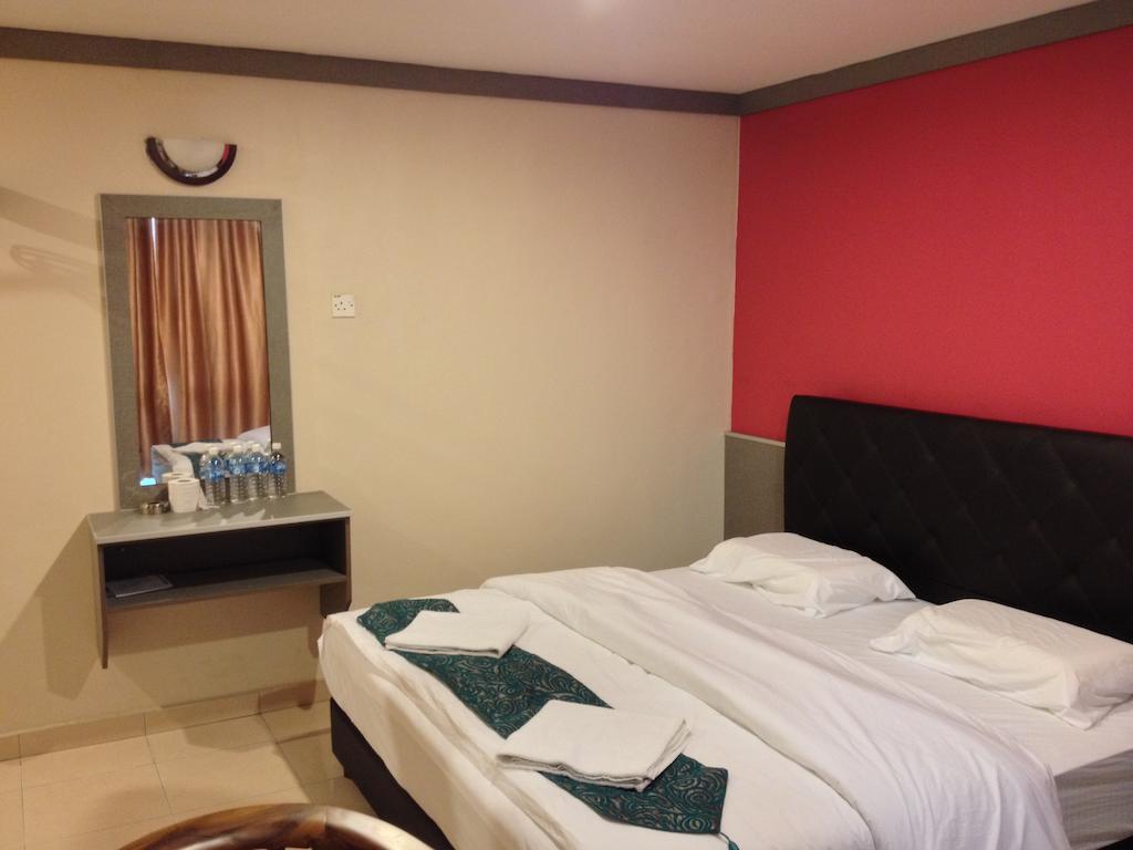 Aero Star Hotel Seremban Szoba fotó