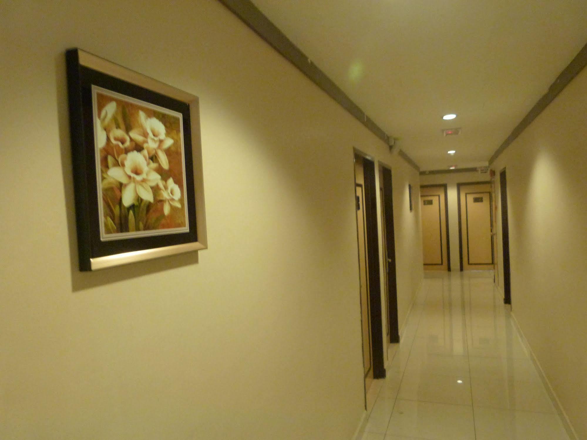 Aero Star Hotel Seremban Kültér fotó